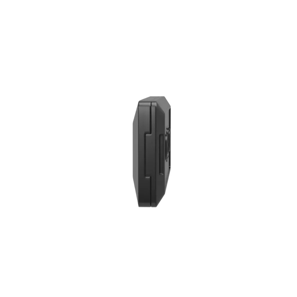 AMD12M-BLACK-06.webp